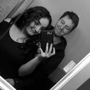 Meet your Posher, Desiree